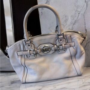Grey Micheal Kors Purse | Used but not damaged | Not a lot of these left!!